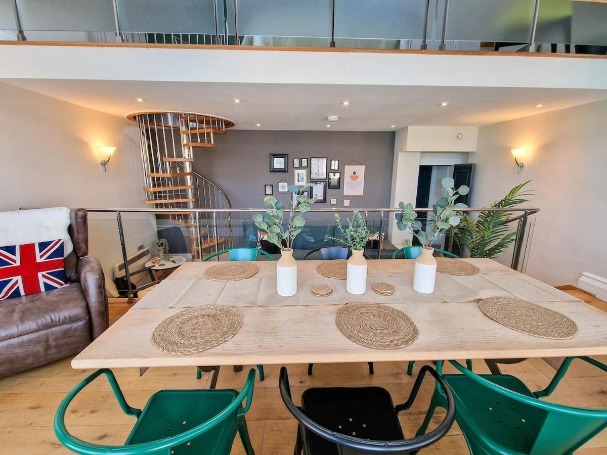 Luxury Piccadilly Duplex Flat By City Superhost 曼彻斯特 外观 照片