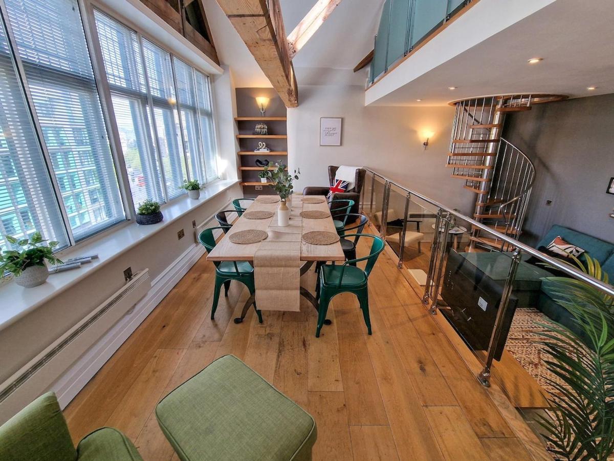 Luxury Piccadilly Duplex Flat By City Superhost 曼彻斯特 外观 照片