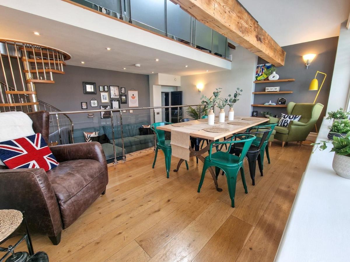 Luxury Piccadilly Duplex Flat By City Superhost 曼彻斯特 外观 照片