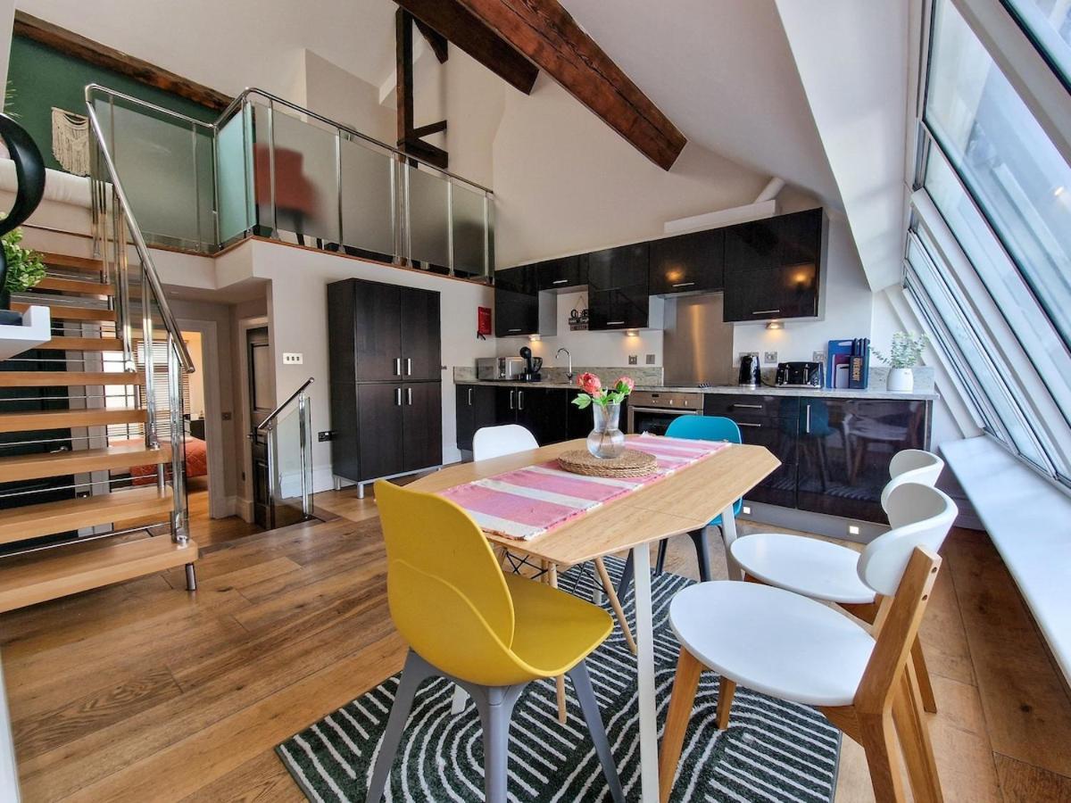 Luxury Piccadilly Duplex Flat By City Superhost 曼彻斯特 外观 照片